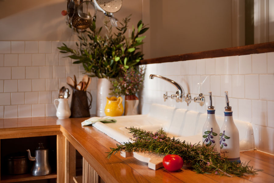 Hepburn springs retreat - Kookaburra Ridge kitchen